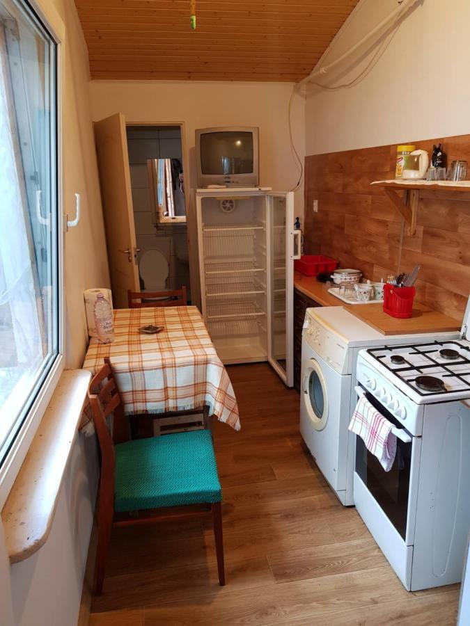 Hompot Accommodation Дева Екстериор снимка